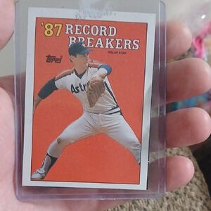 Topps '87 Record Breakers Card - Red and White